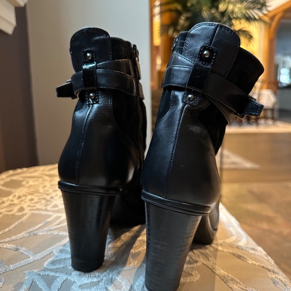 Beautiful black leather/suede Aquatalia boots - Picture 3 of 9